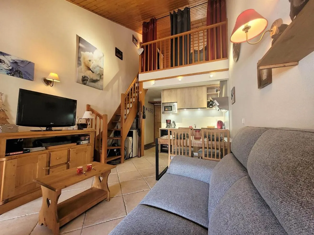 Appartement Renove 2 Pieces + Mezzanine, Centre Les Gets, Parking - Fr-1-598-77 Daire