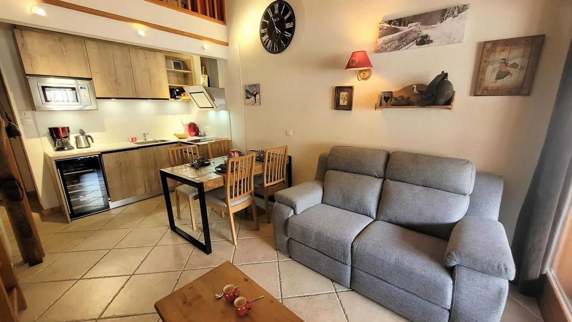 Appartement Renove 2 Pieces + Mezzanine, Centre Les Gets, Parking - Fr-1-598-77